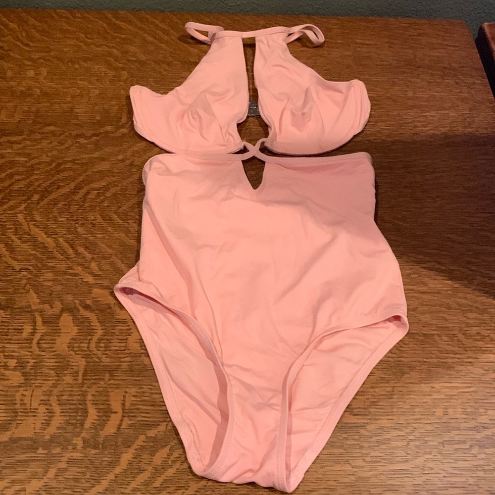 Sleek Light Pink Halter One-Piece Swimsuit